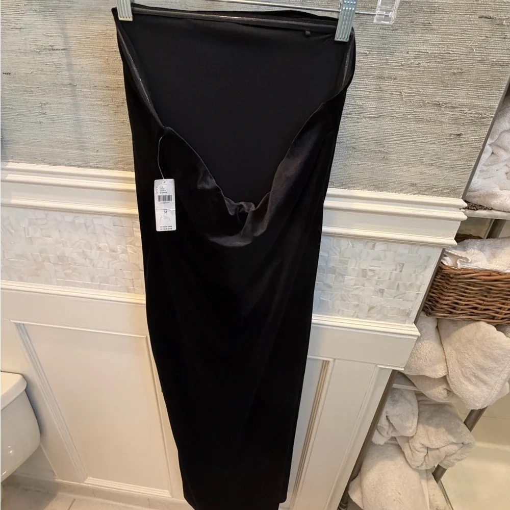 NWT new medium Anthropologie tilda strapless velvet slip dress black long